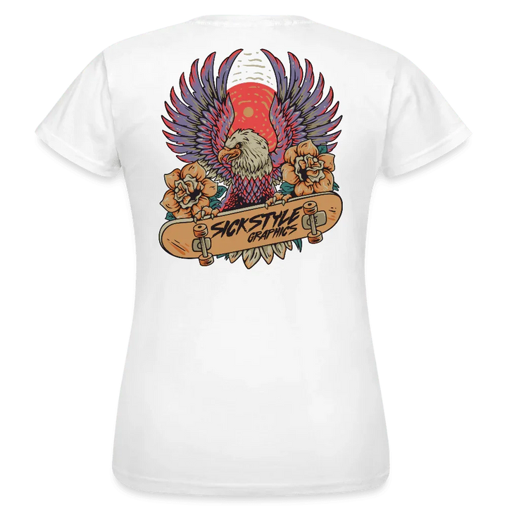 Weißes Damen T-Shirt mit farbigem “Skate Eagle” Design: Adler, Skateboard und Blumen.