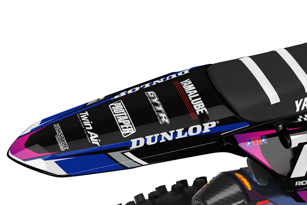 Yamaha YZ z zestawem naklejek motocrossowych w szachownicę od Sickstyle Graphics – widok 4