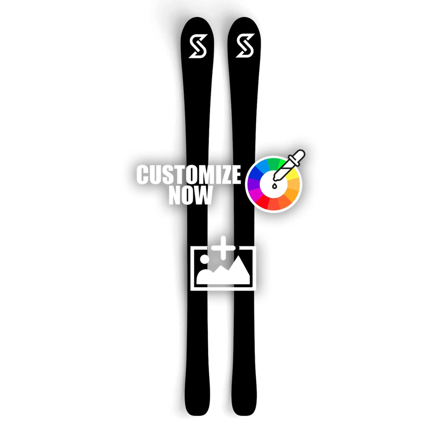 Schwarze Ski mit "Customize Now" Text, Farbrad und Bild-Upload-Symbol für individuelle Sticker.