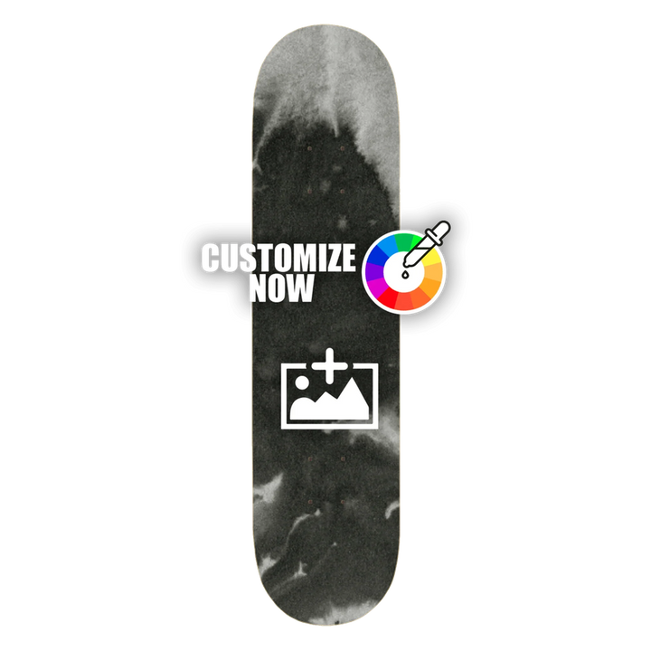 Anpassbarer Skateboard-Sticker mit schwarzem Camouflage-Muster und Personalisierungsoptionen.