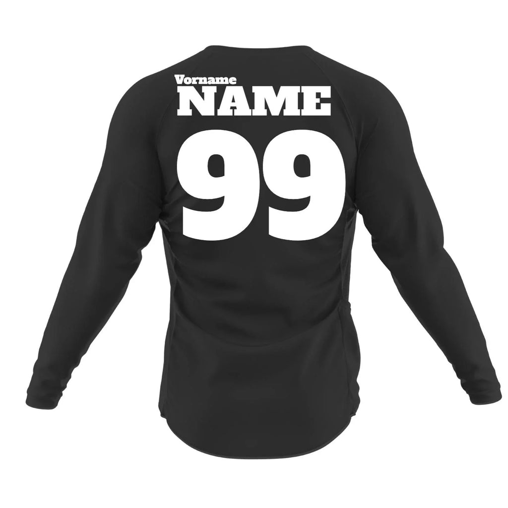 Sort langærmet jersey med hvidt “Fornavn NAME” og stort nummer “99” på ryggen.
